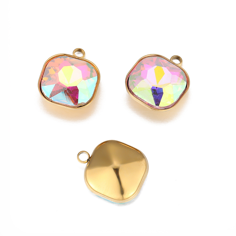 Pendant color