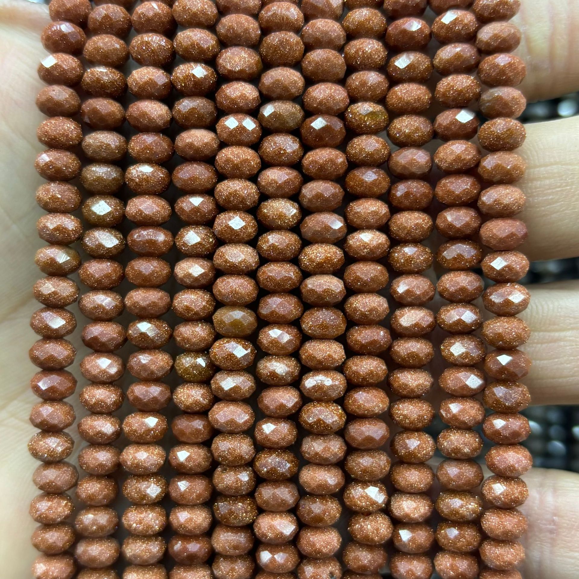 Gold sand