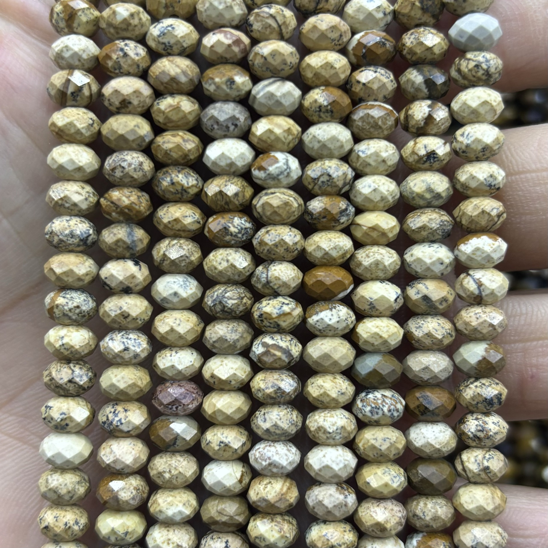 Picture stone