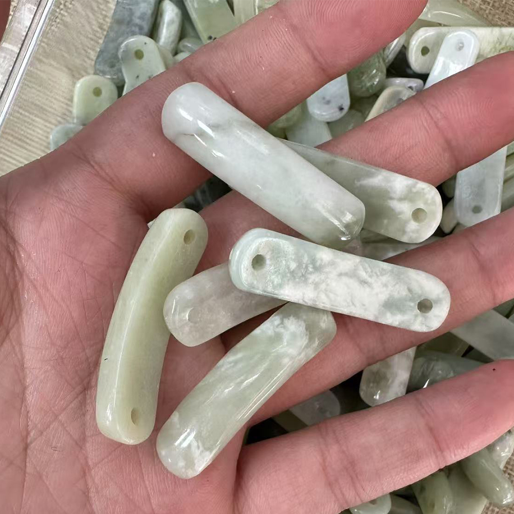 Xiuyan Jade