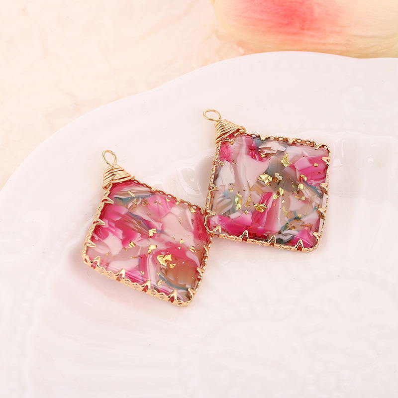 Diamond pink (30.8*37mm)