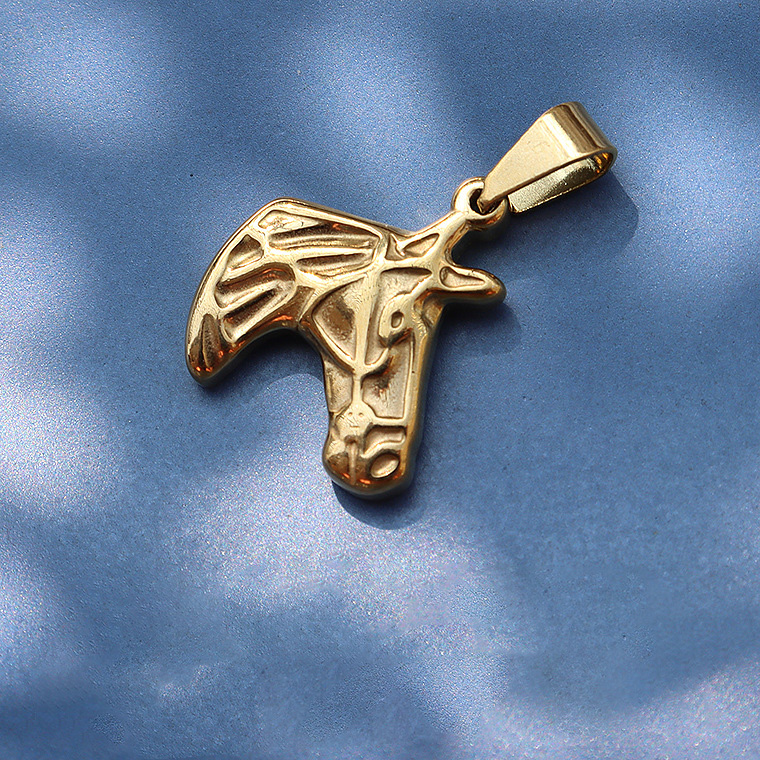 D09 golden horse head