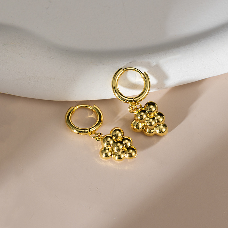 Gold-10 grapes