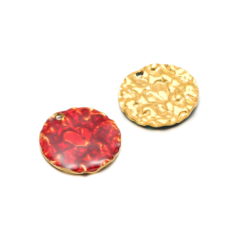 29.5mm gold crumpled disc with oil dripping on one side and 2.5mm single hole inside, red