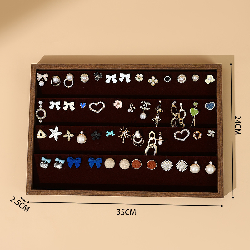 Earrings and earrings (black walnut grain with red interior)