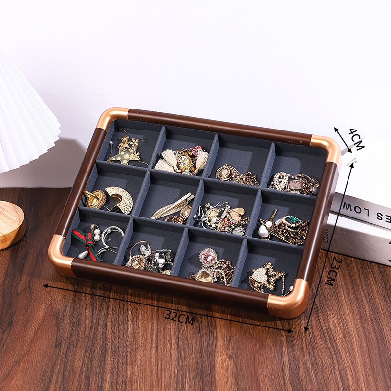 Light luxury golden rounded corners 12 grid gray inside the plate
