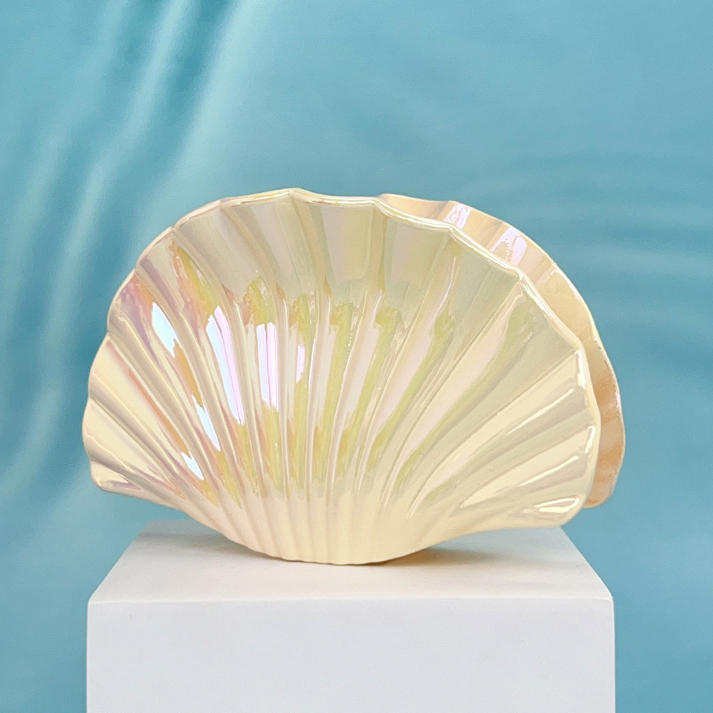 Gradient yellow-purple-large shell