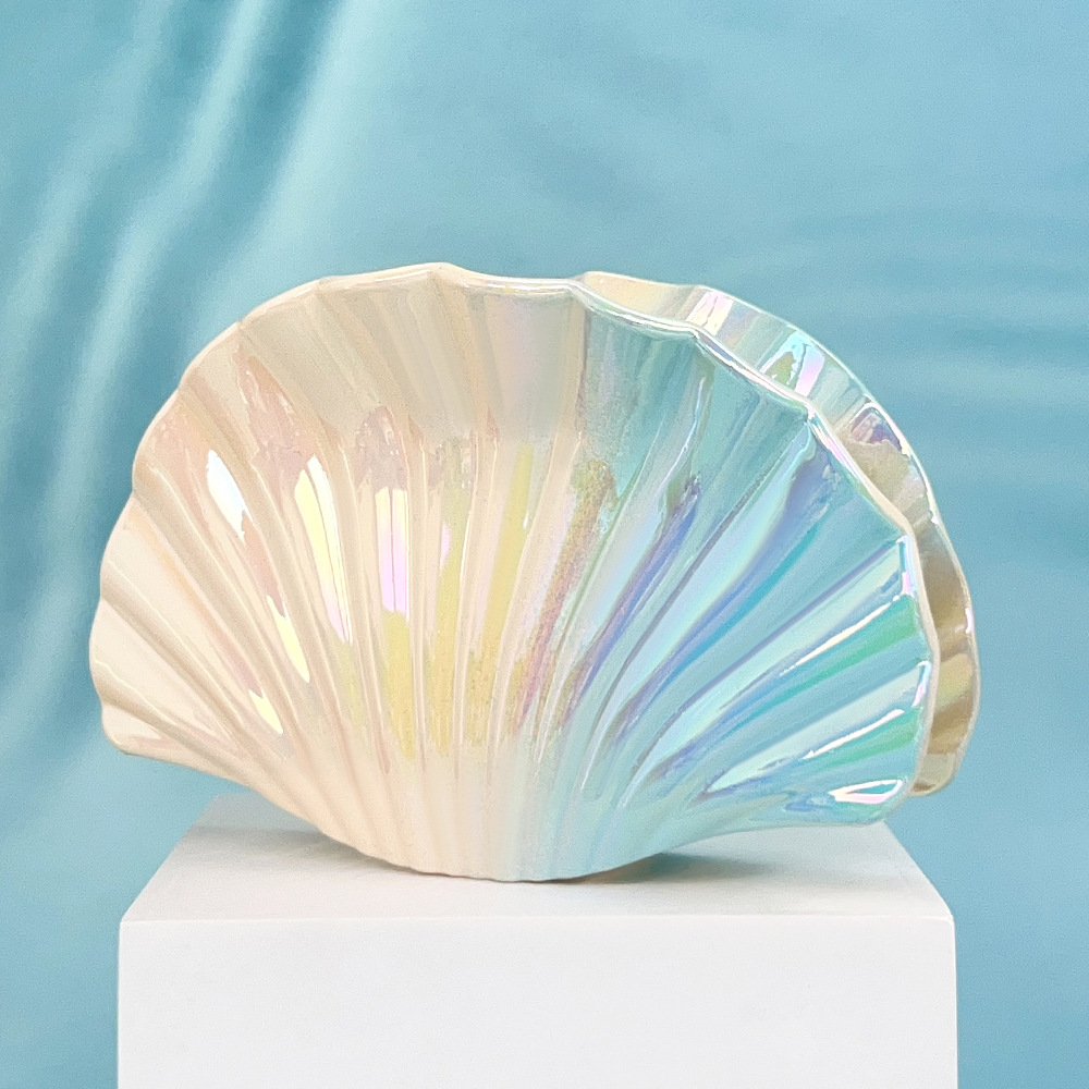 Gradient blue-big shell