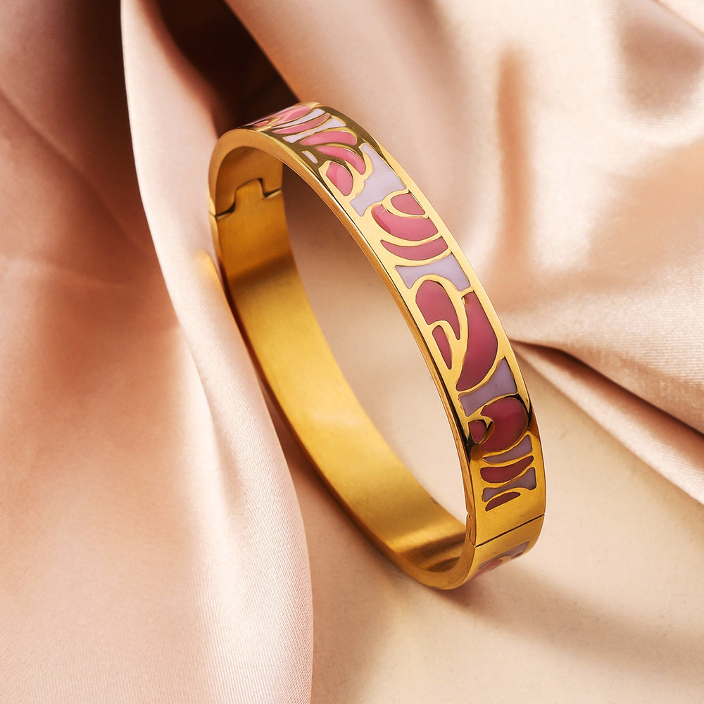 Sz724 (pink) 10mm wide