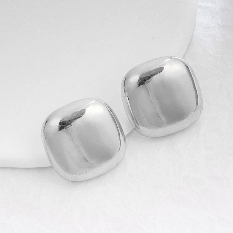 White Gold (ED789)