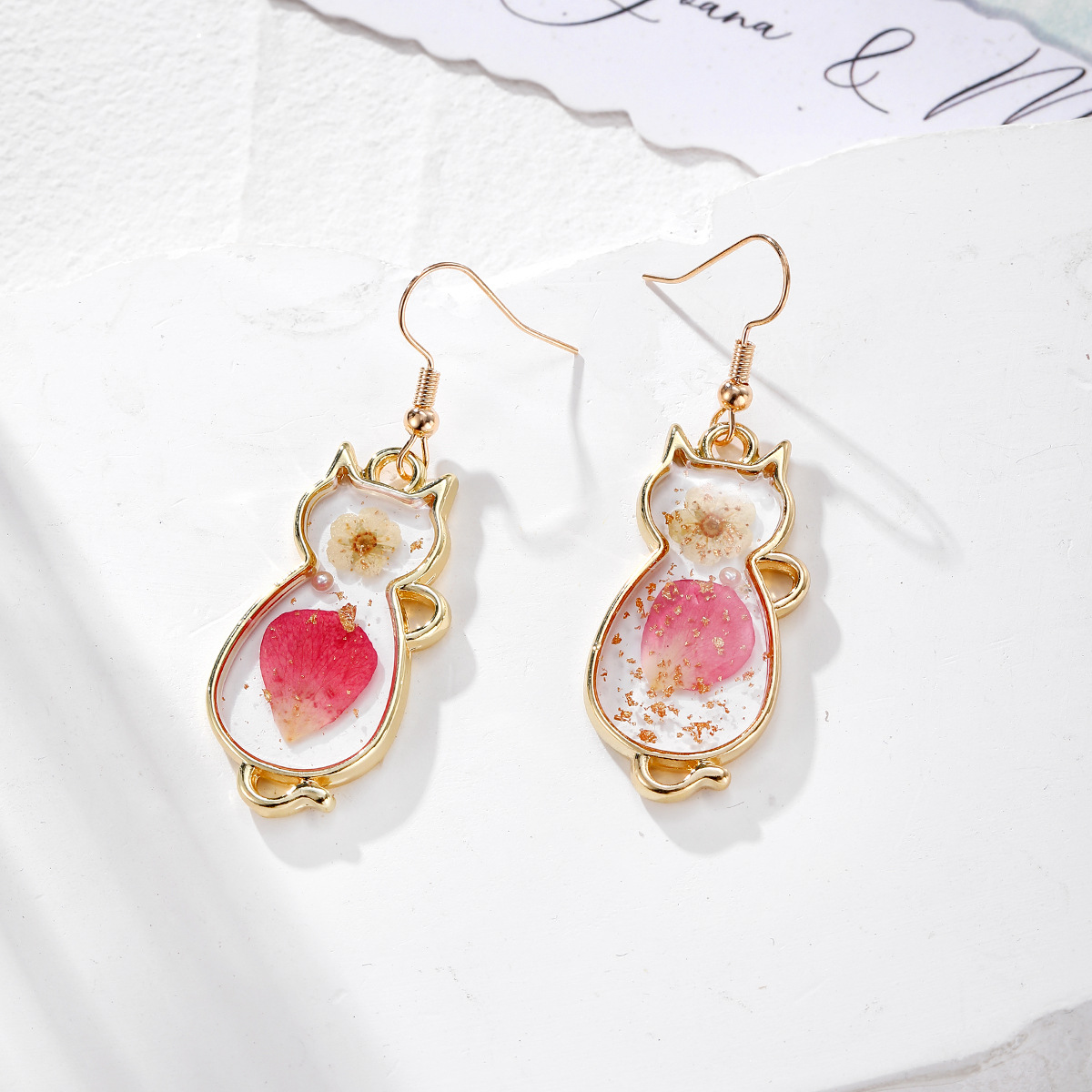 Pink flower kitten (gold hook)