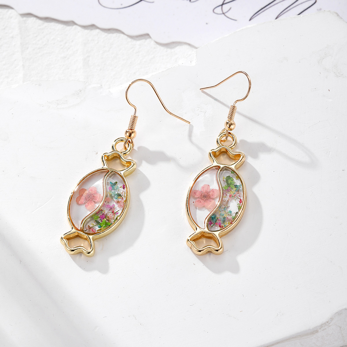 Pink flower candy (gold hook)