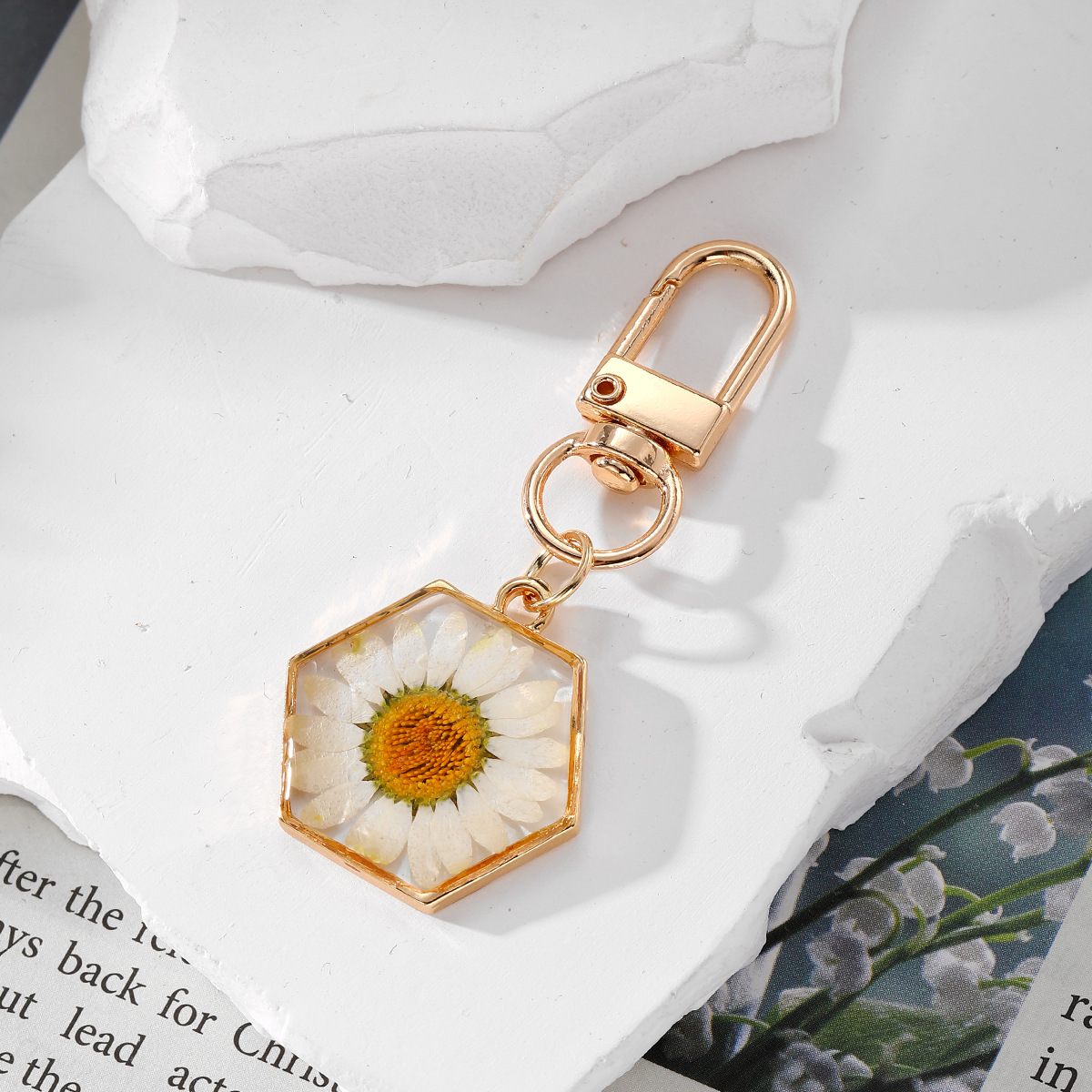 White Hexagon Daisy