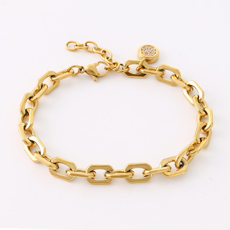 Gold round pendant c0019-3