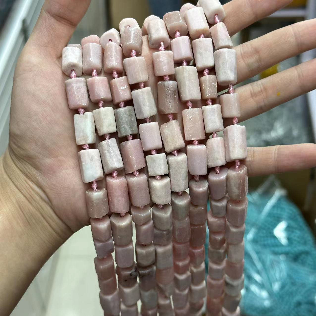 Domestic powder Opal 10 * 14mm (large particles, matte)