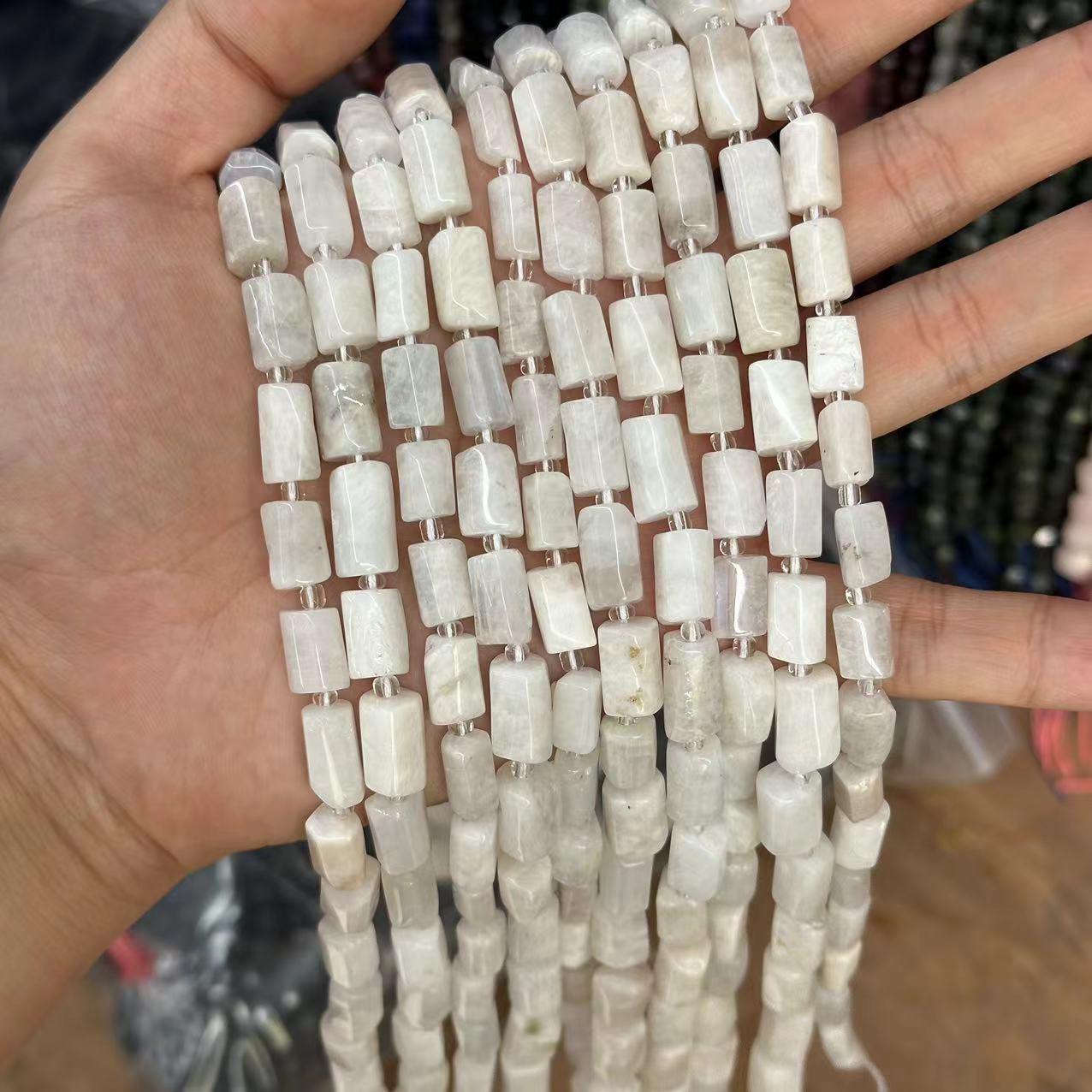 Moonstone about 8*12mm (small particles, smooth surface)