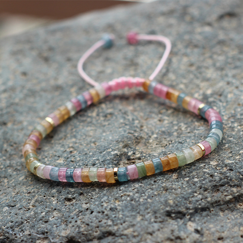 Colored gold spacers