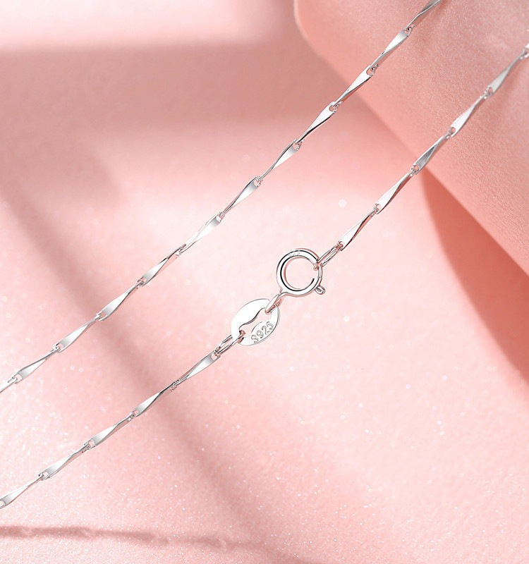 B melon seed chain width about [1MM]]