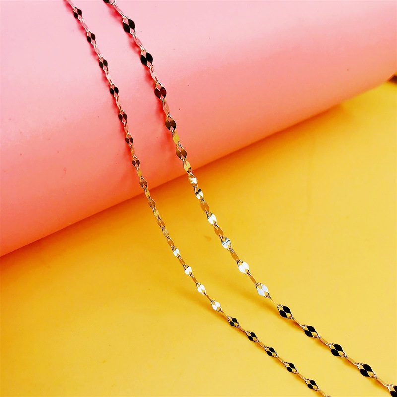 I lip chain width about [2.5mm]]