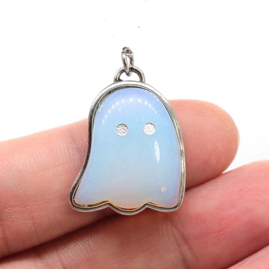 Synthetic opal