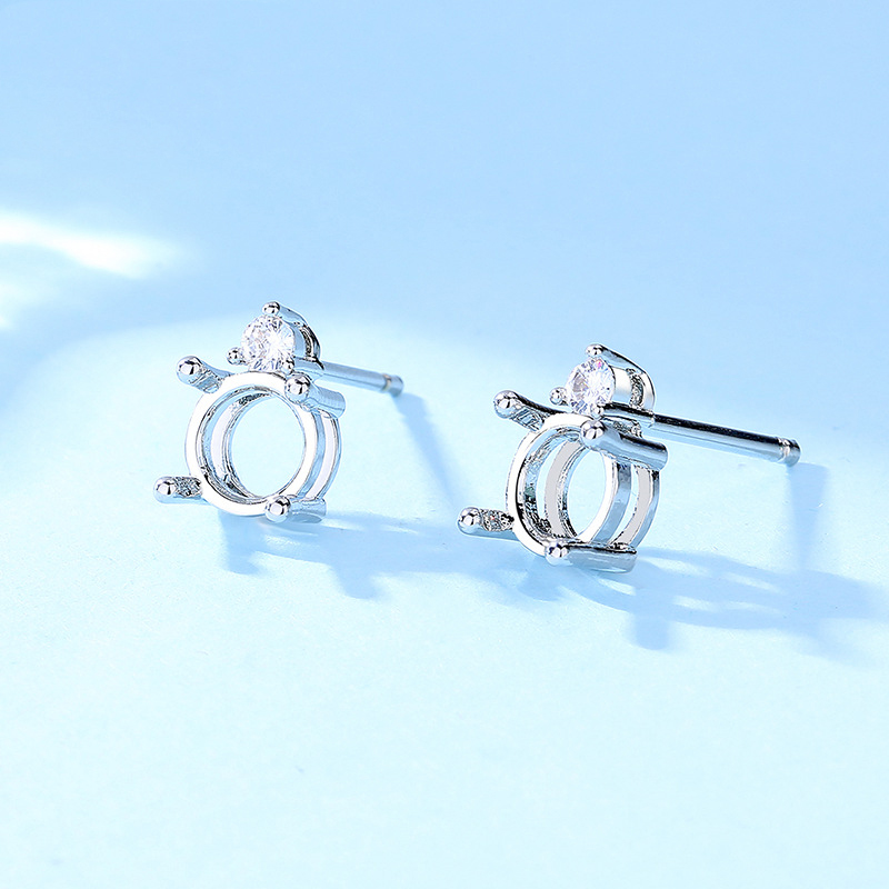 001 main stone [4x4mm]