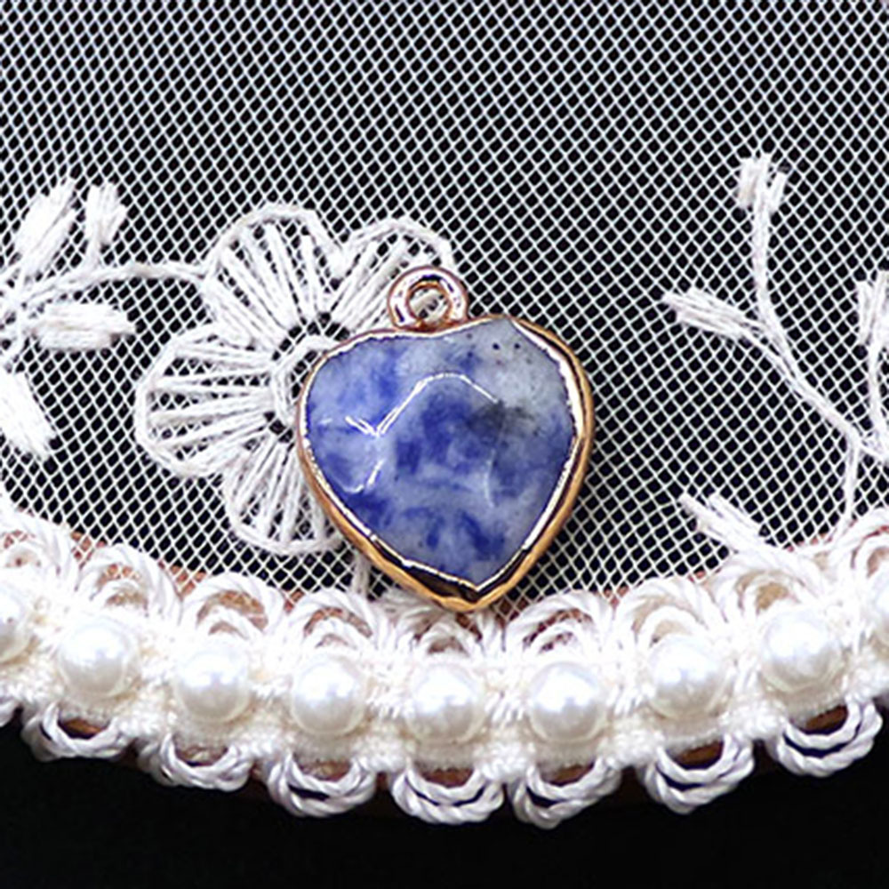 White dot blue