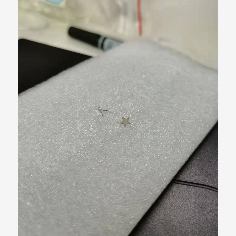 Silver five-pointed star