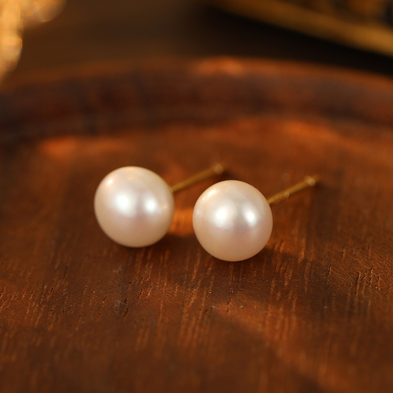gold-white