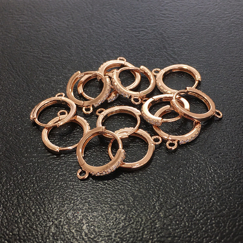 E33 True Rose Gold Color Preservation (with hanging)