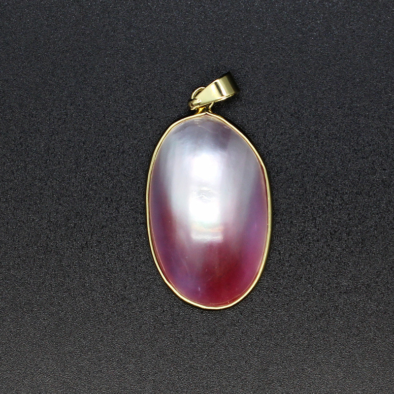 Pink shell-gold