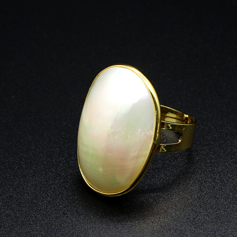 White shell-gold