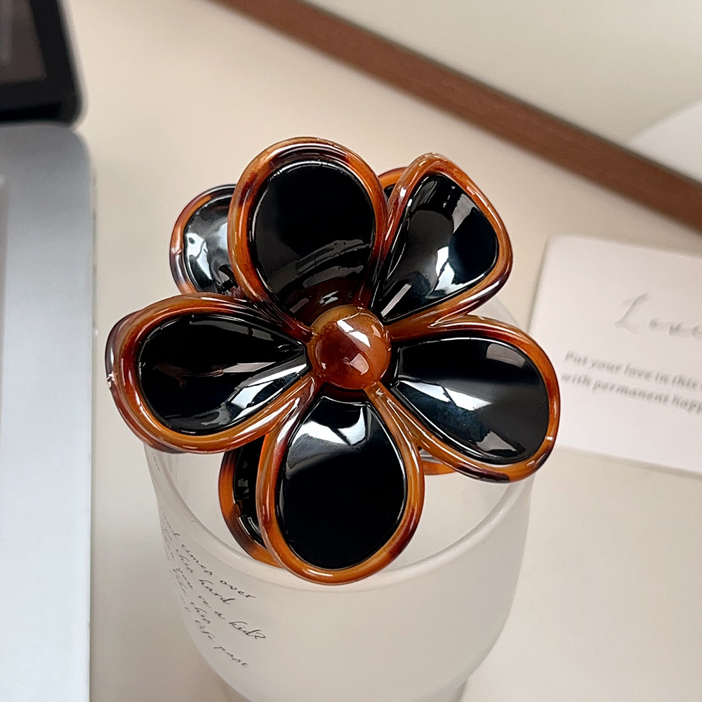 Black 7.5cm