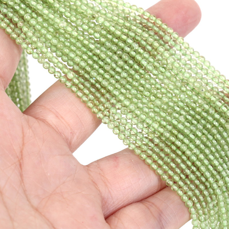 Olive apatite