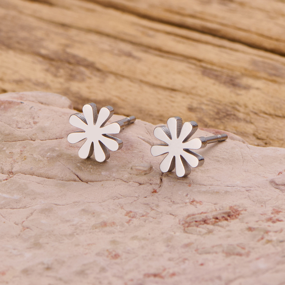 Daisy steel color