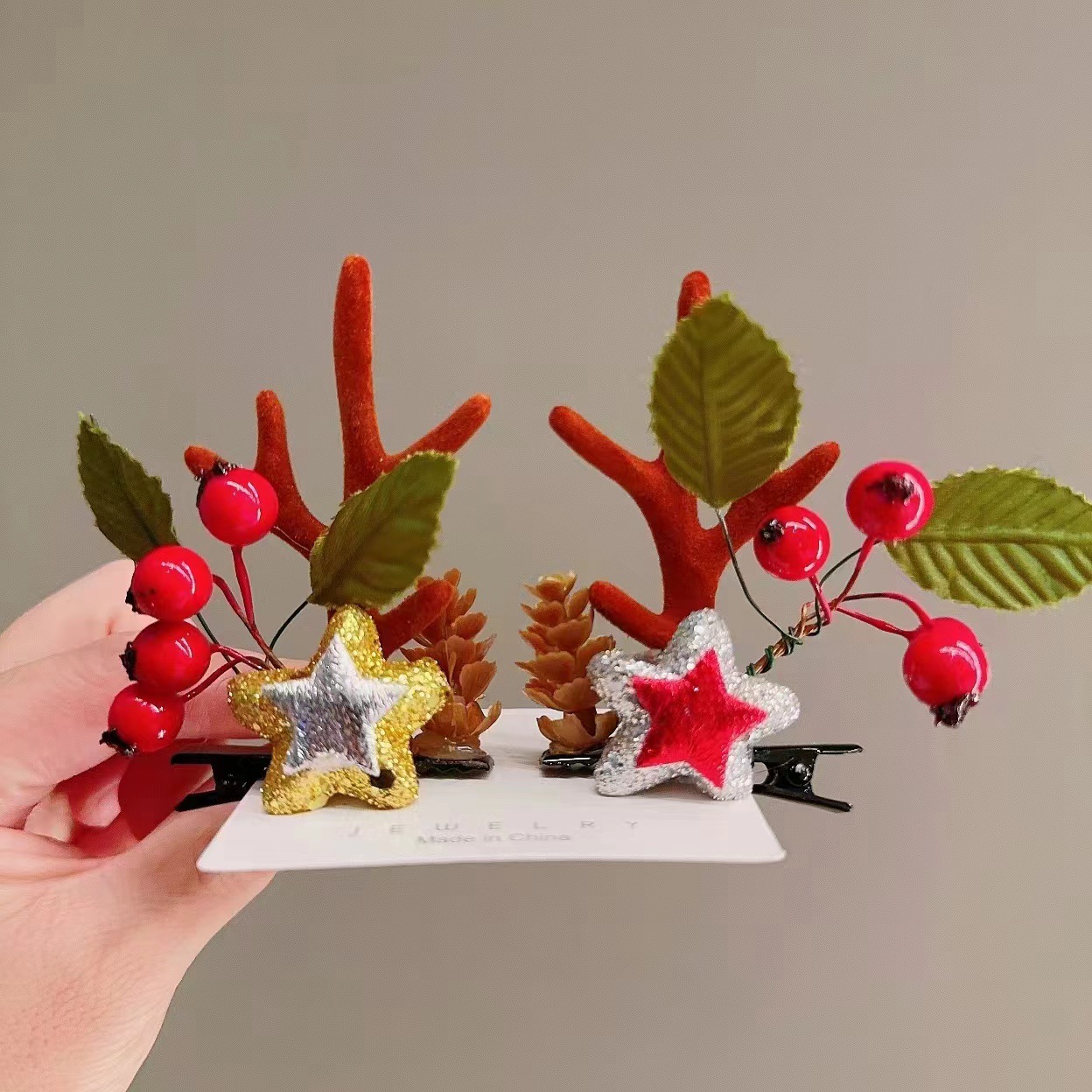 1-14# bright yellow red star red beads green leaves brown antlers clip