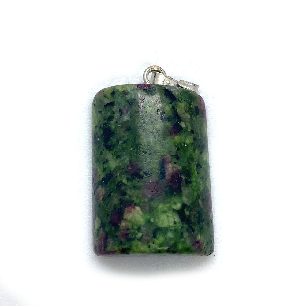 Rubin in Zoisite