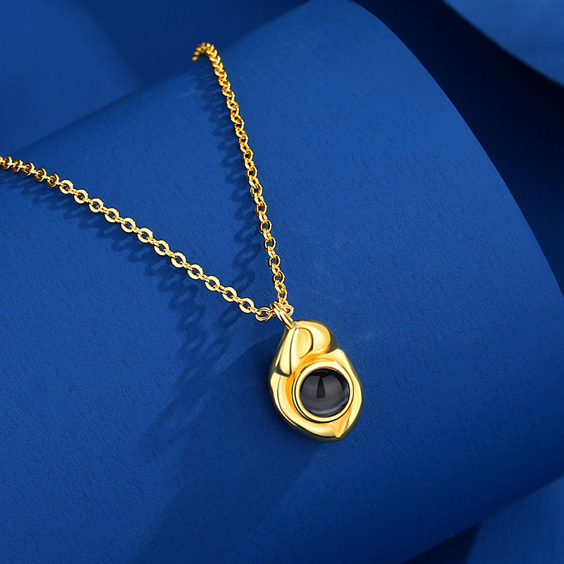 Broken shell projection necklace [yellow gold]]