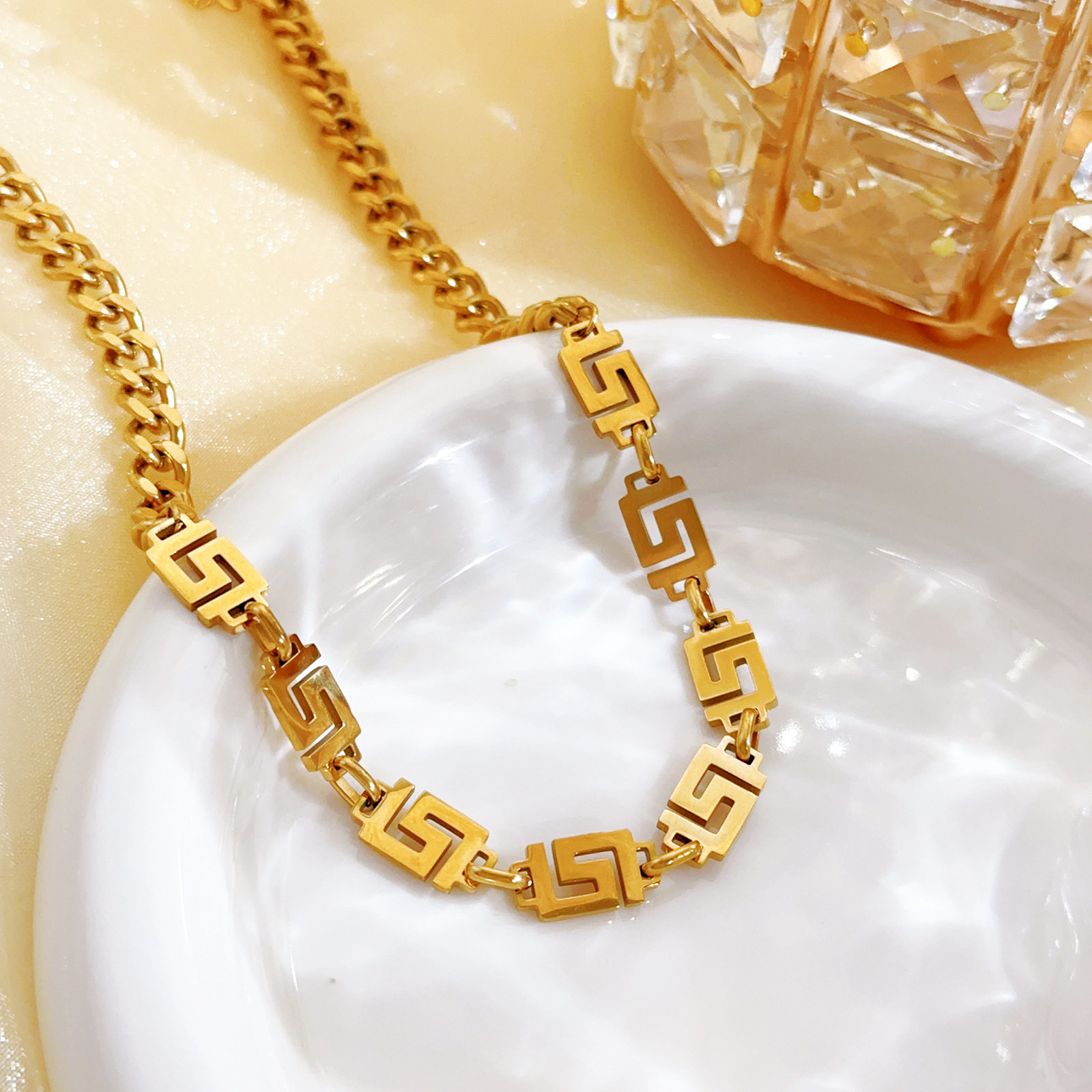 Collier