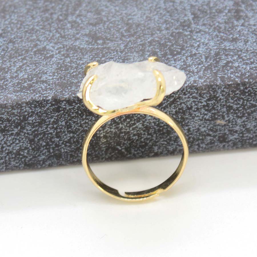 White crystal