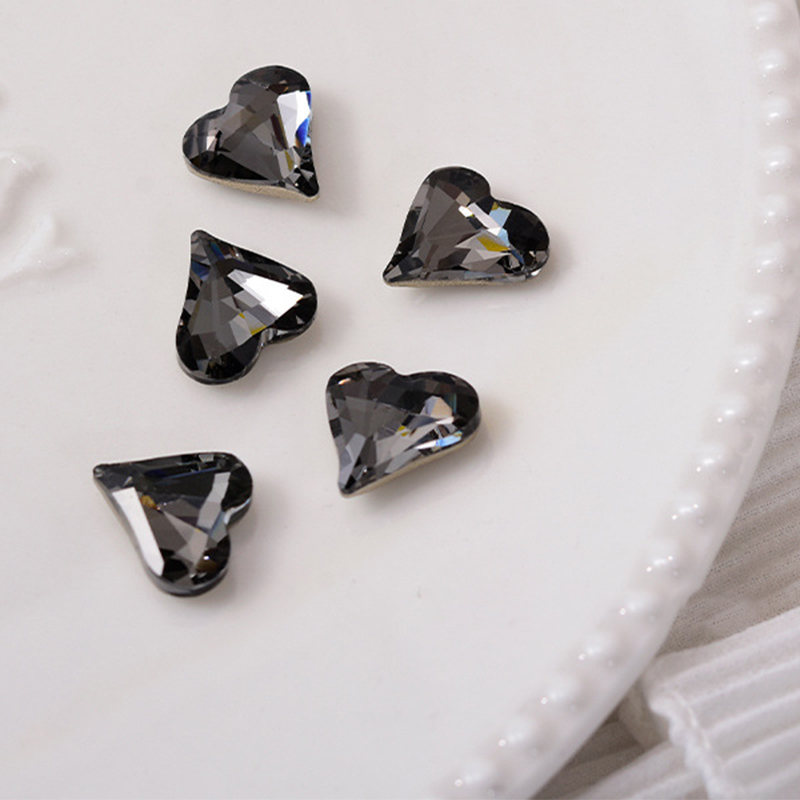 01 transparent black [big Crooked Heart 12*13mm]]