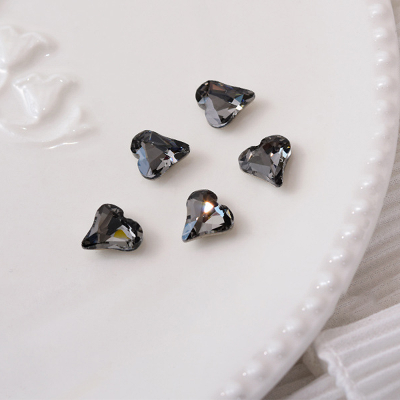 02 through black [small Crooked Heart 8*9mm]]