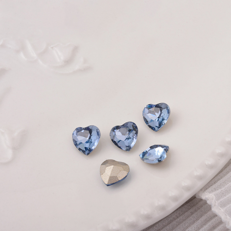 11 light blue [Peach heart 8MM]]