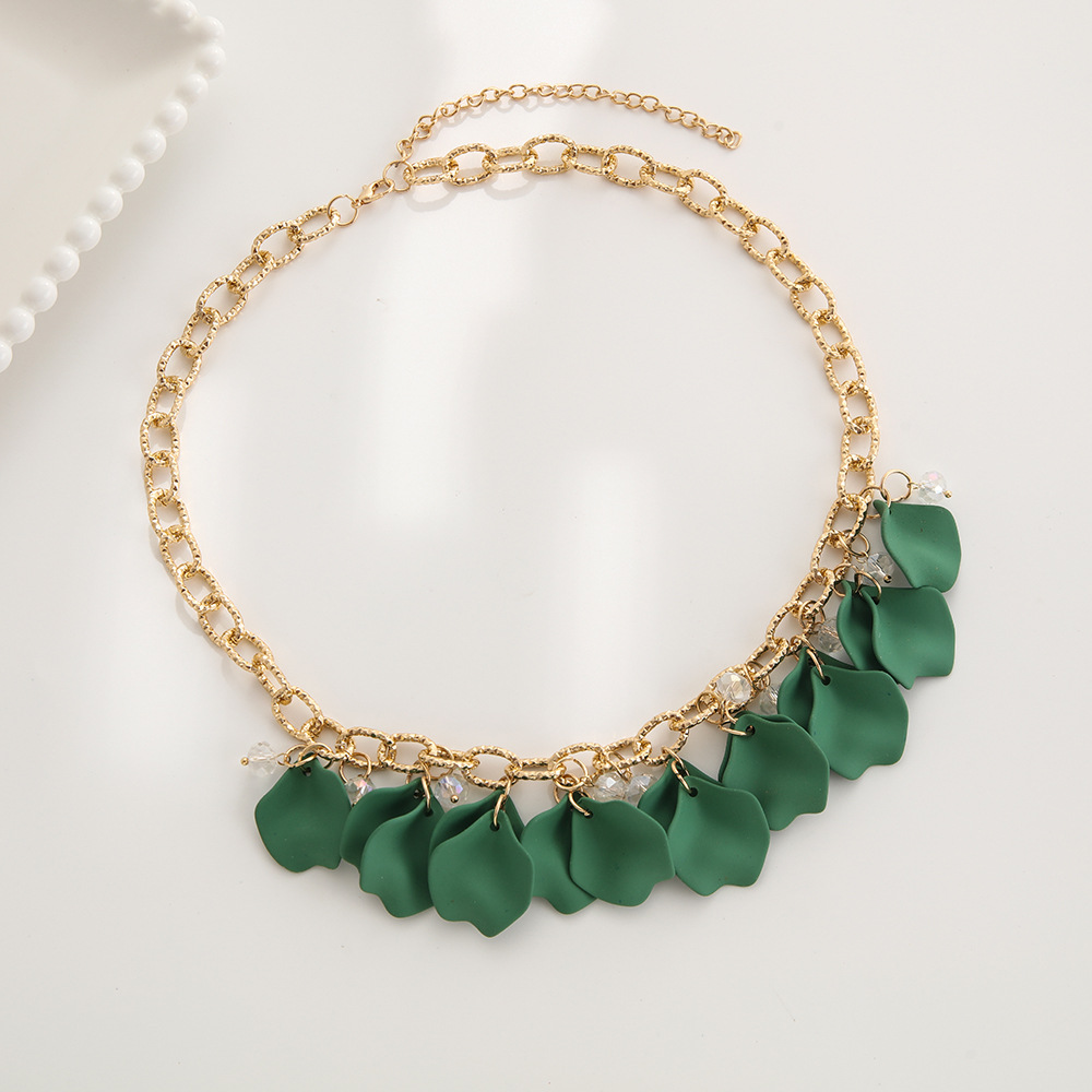 Medium green