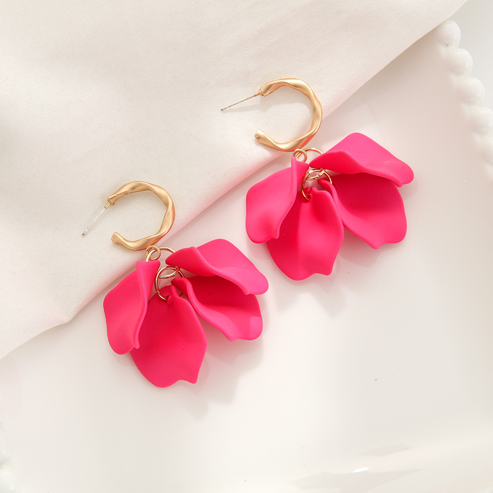 Rose red