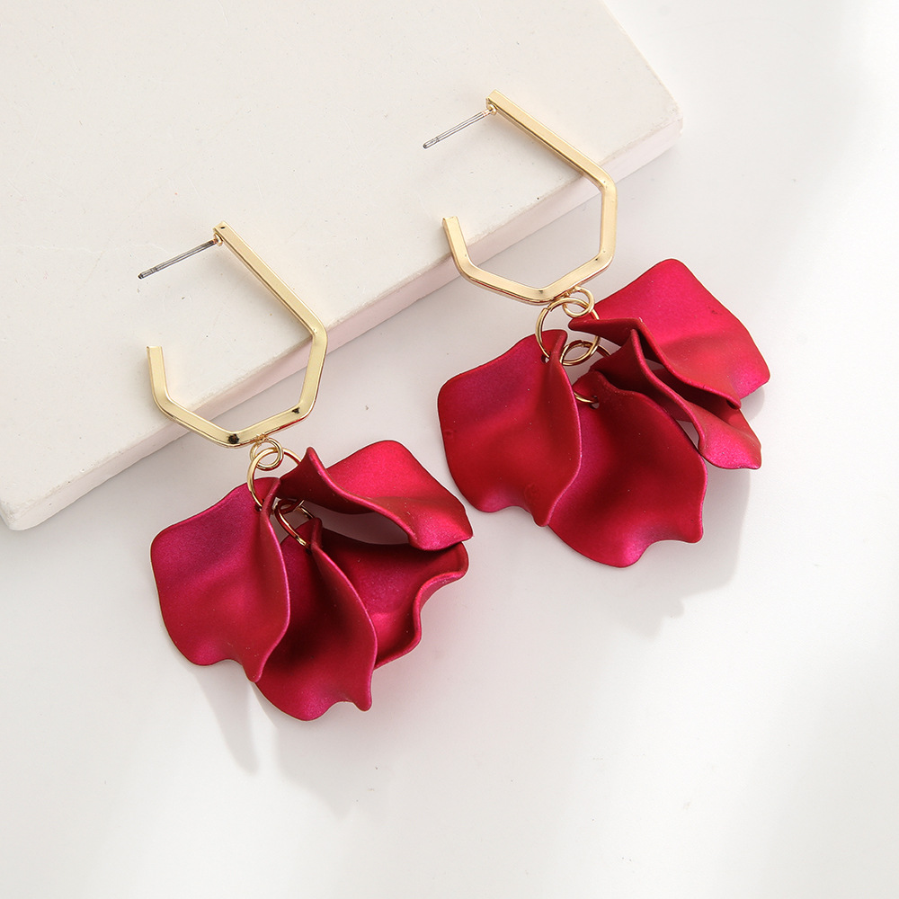 Pearlescent rose red