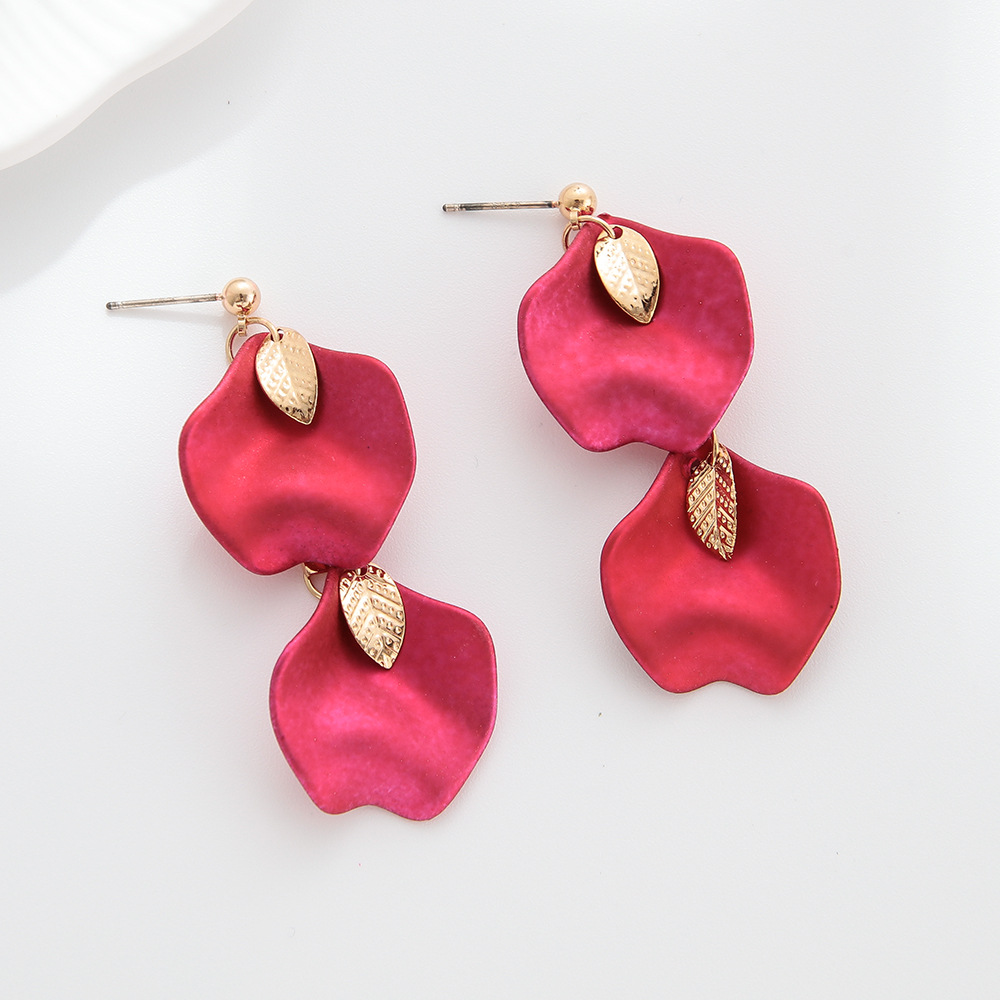 Pearlescent rose red