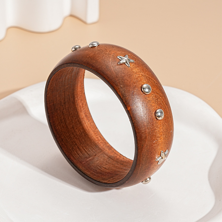 Bracelet-brown star rivets
