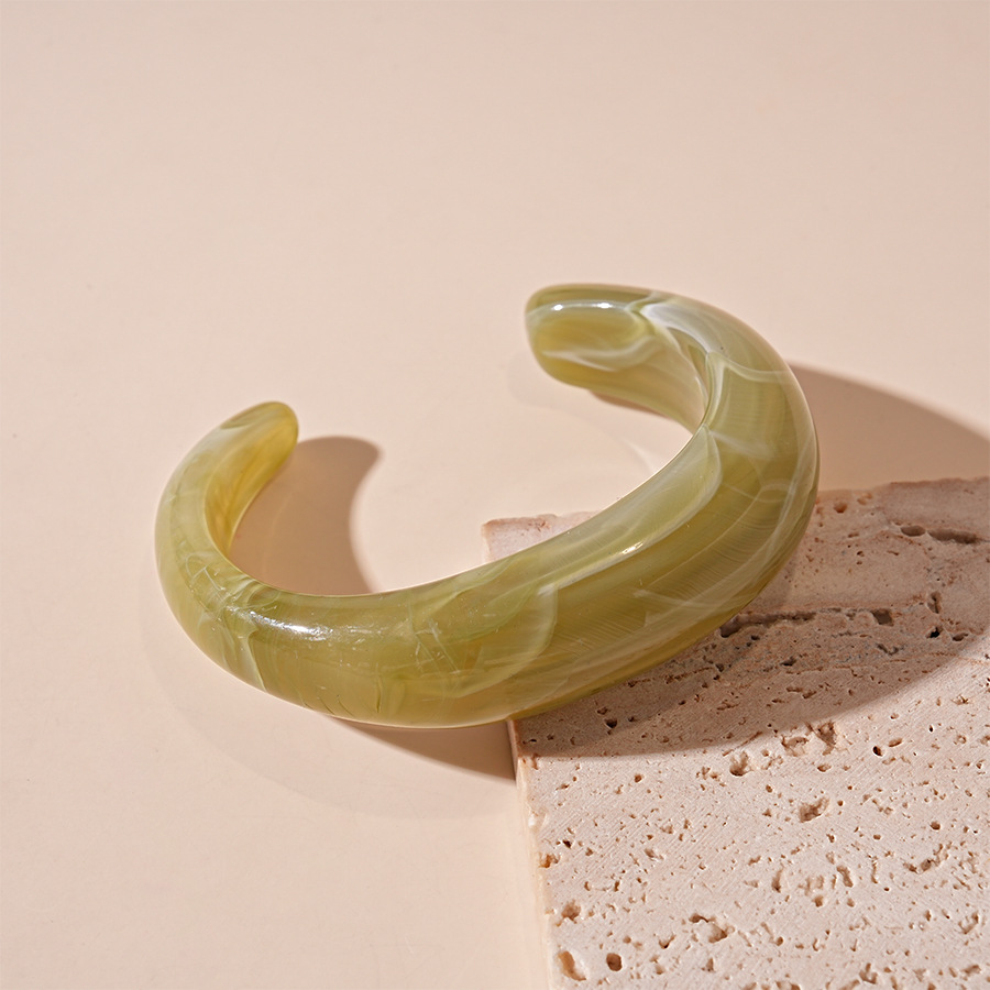 Green smudged open bracelet