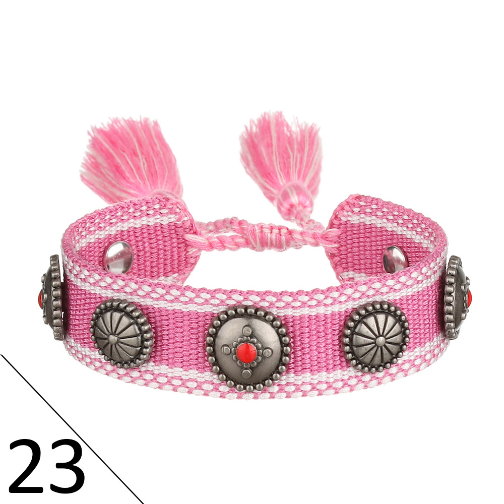 (D word) metal nail bracelet 23