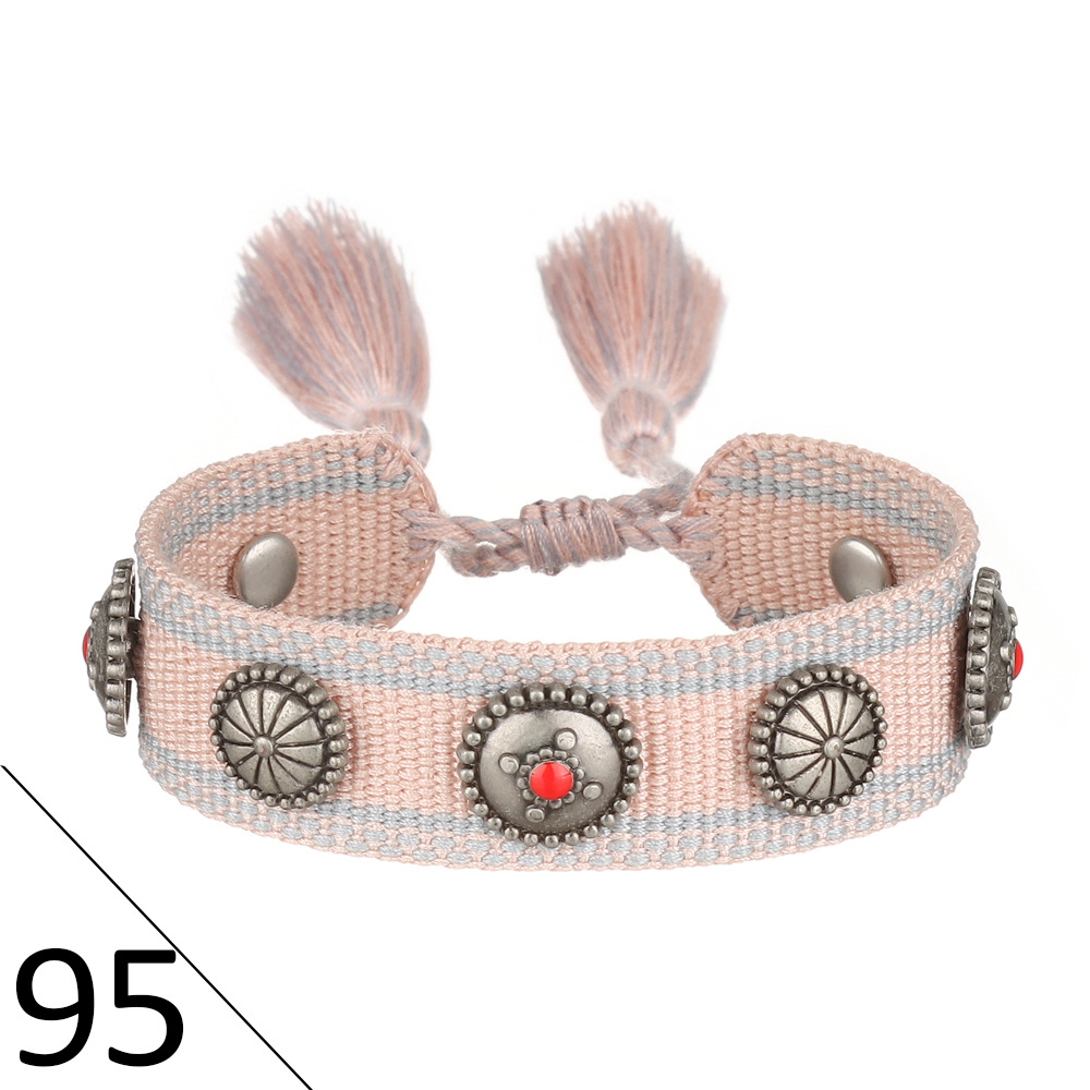 (D word) metal nail bracelet 95